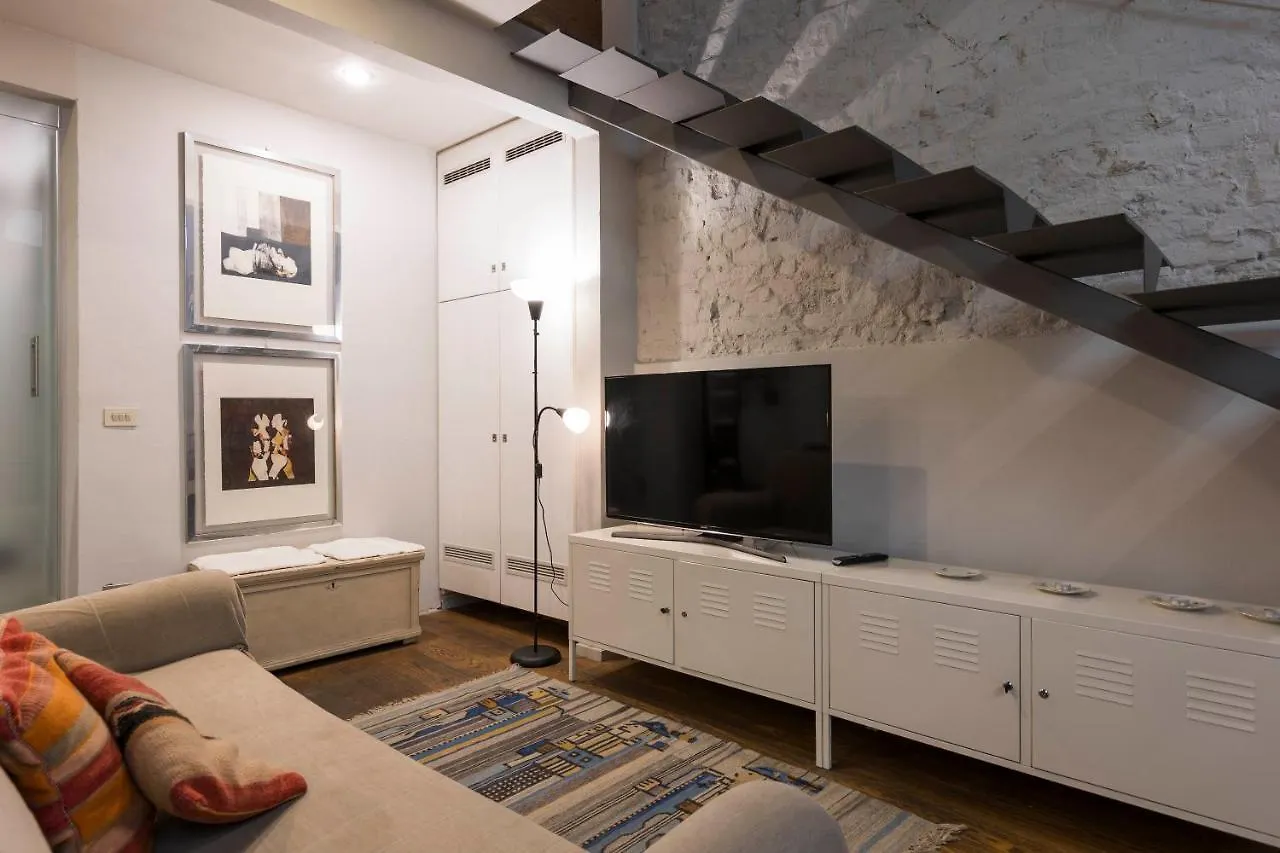 Santa Croce Loft Apartment Florence